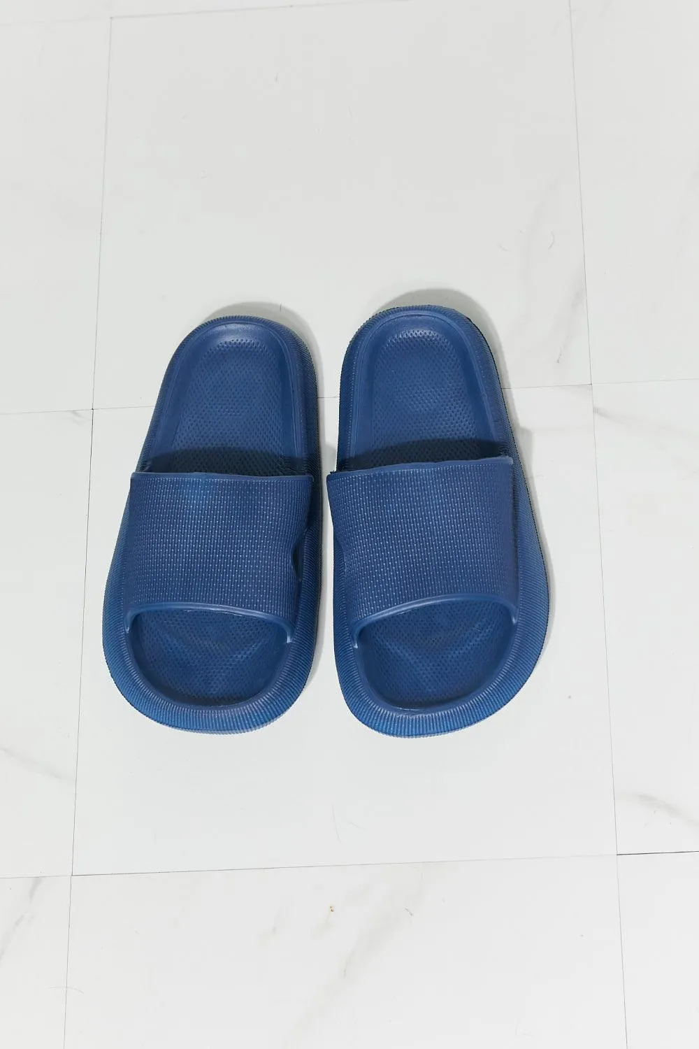 MMShoes Arms Around Me Open Toe Slide in Navy