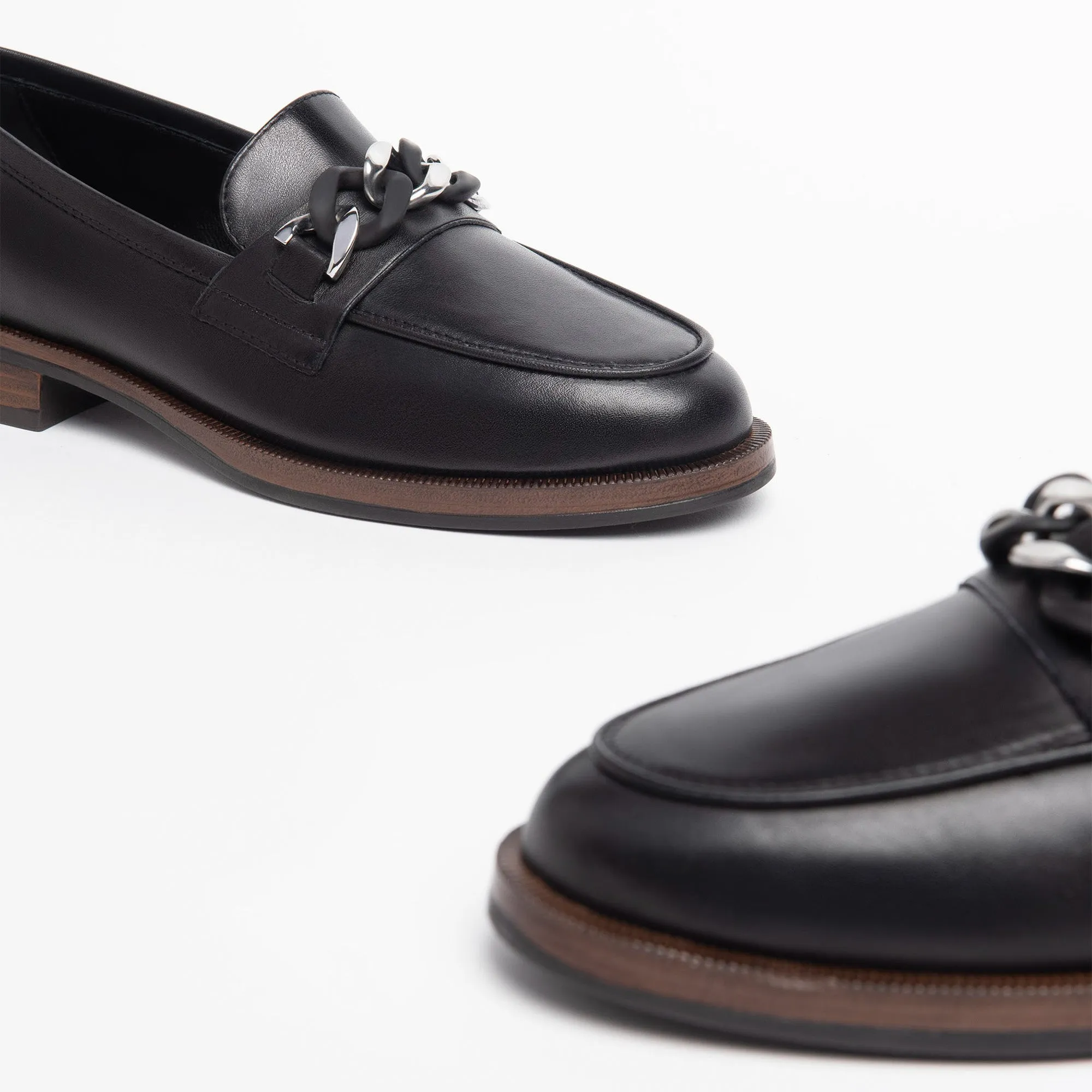 NeroGiardini Black Loafers