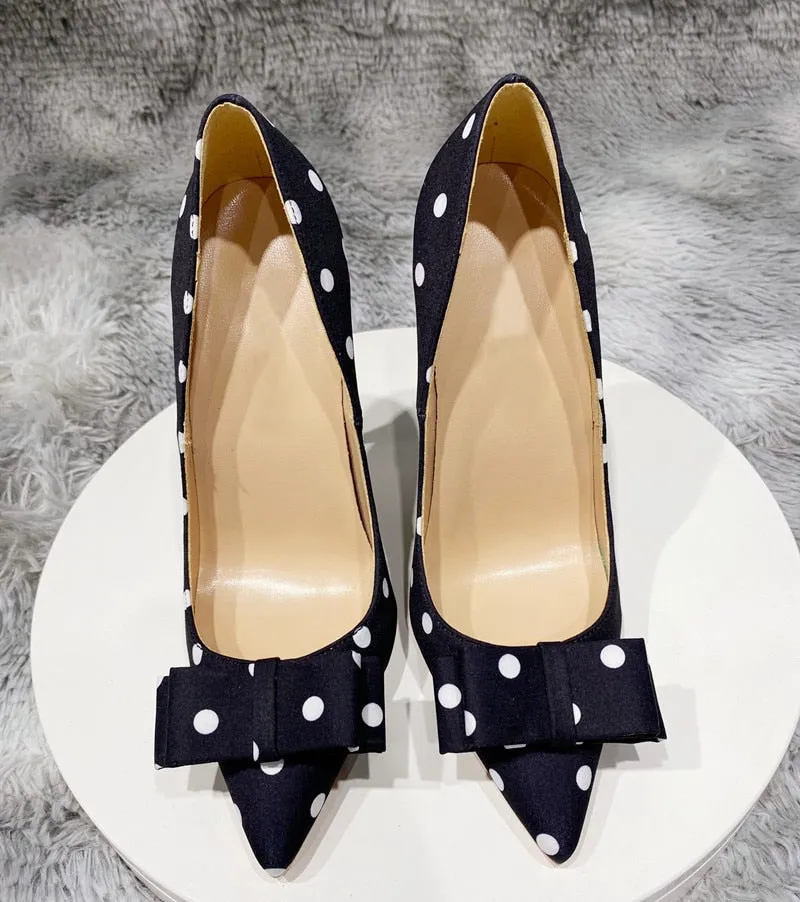 TEEK - Bow A Dot Pumps