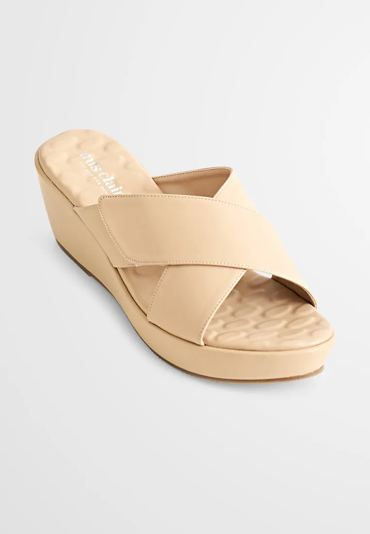 Wells Criss Cross Adjustable Velcro Strap Wedges